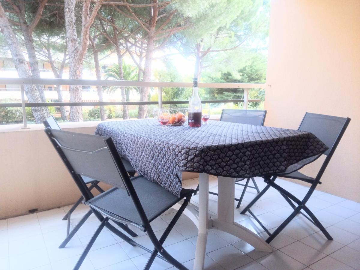Frejus Plage, Appartement Entier , Piscine,Parking,Plage A 200M Ngoại thất bức ảnh