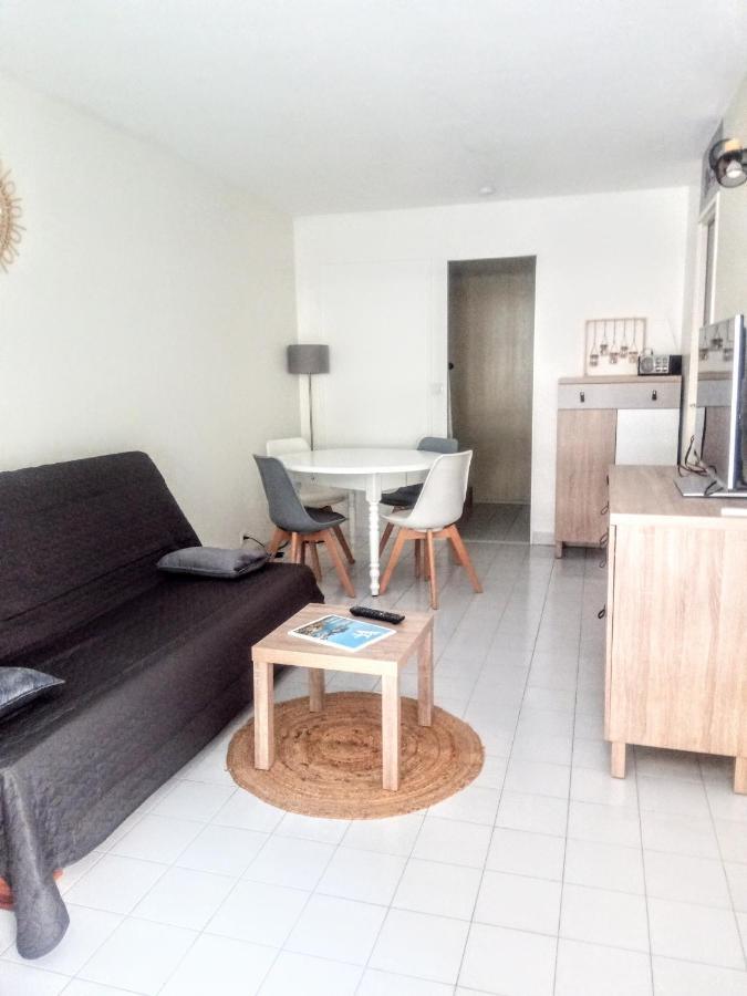 Frejus Plage, Appartement Entier , Piscine,Parking,Plage A 200M Ngoại thất bức ảnh
